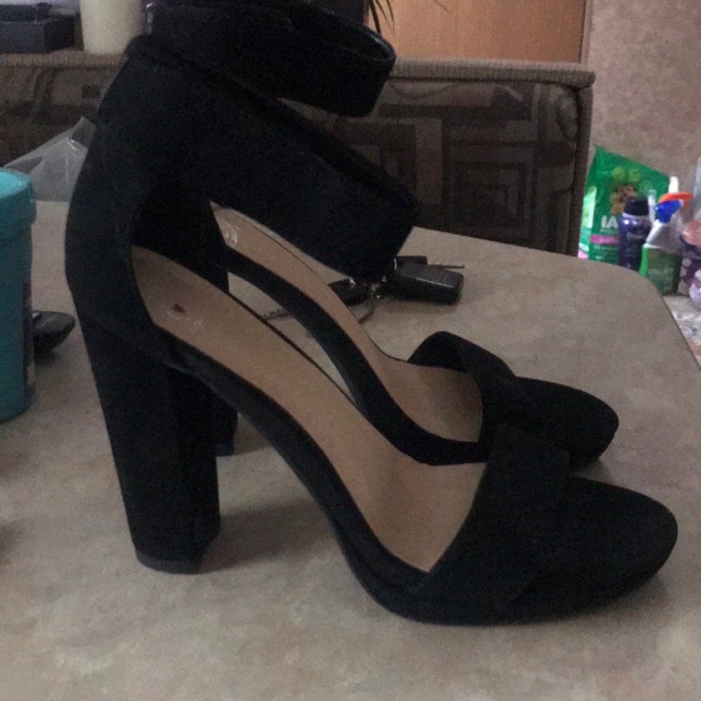 Black velvet high heels